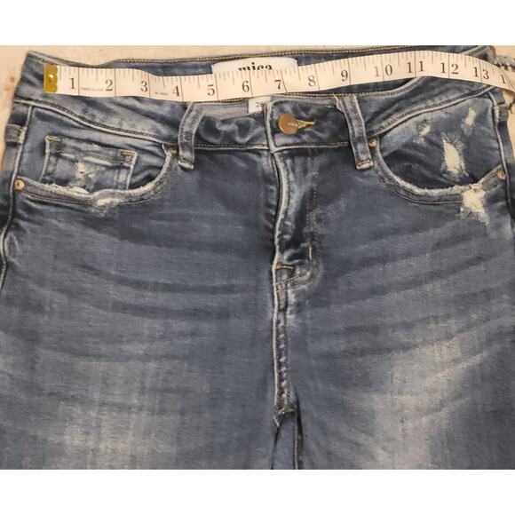 Mica Los Angeles Low-Rise Cropped Distressed Jeans w Raw hems Womens Sz 26 - Picture 4 of 9